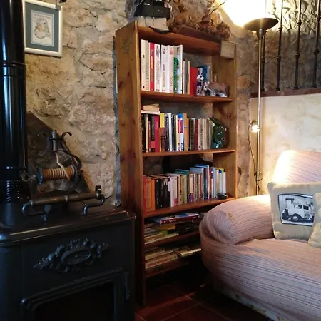 منزل ريفي El Pedrueco *