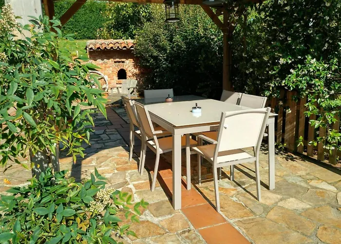 El Pedrueco Landhaus *